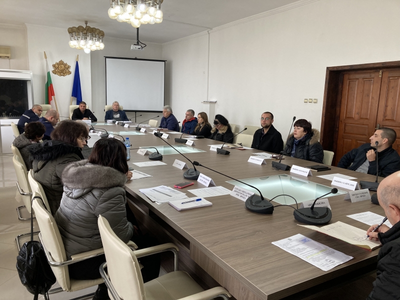 ОБЛАСТНИЯТ УПРАВИТЕЛ ГЕОРГИ МИТОВ ПРЕДСЕДАТЕЛСТВА ЗАСЕДАНИЕ НА ОКБДП
