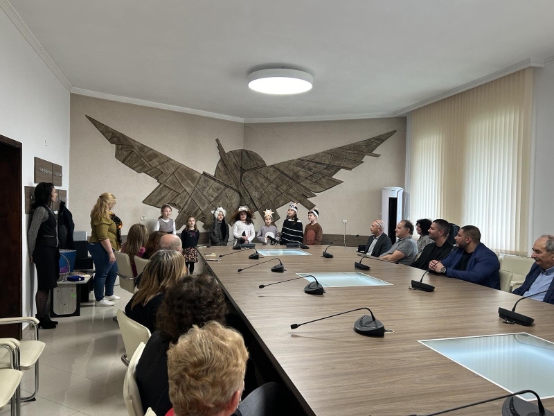 СКЪПИ ГОСТИ ПОСРЕЩНА ОБЛАСТНА АДМИНИСТРАЦИЯ ВРАЦА
