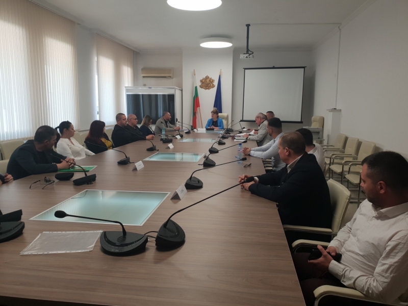 ПАРЛАМЕНТАРНО ПРЕДСТАВЕНИТЕ ПАРТИИ И КОАЛИЦИИ НЕ ПОСТИГНАХА СЪГЛАСИЕ ЗА СЪСТАВА НА РИК – ВРАЦА ЗА ИЗБОРИТЕ НА 09 ЮНИ 2024 Г.