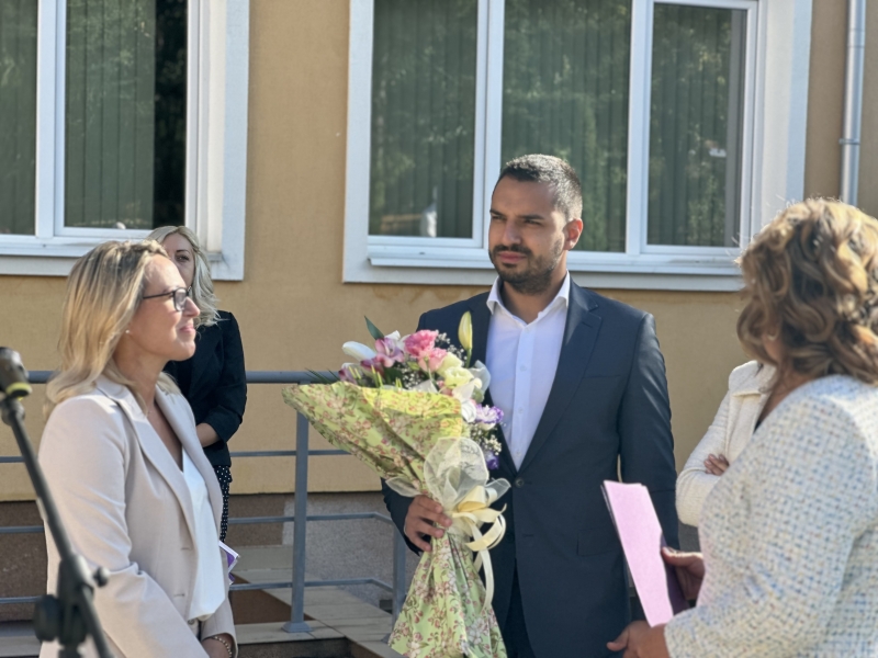 Областният управител Николай Николов приветства с откриването на академичната година преподавателите и студентите на филиал „Проф. д-р Иван Митев“ – Враца