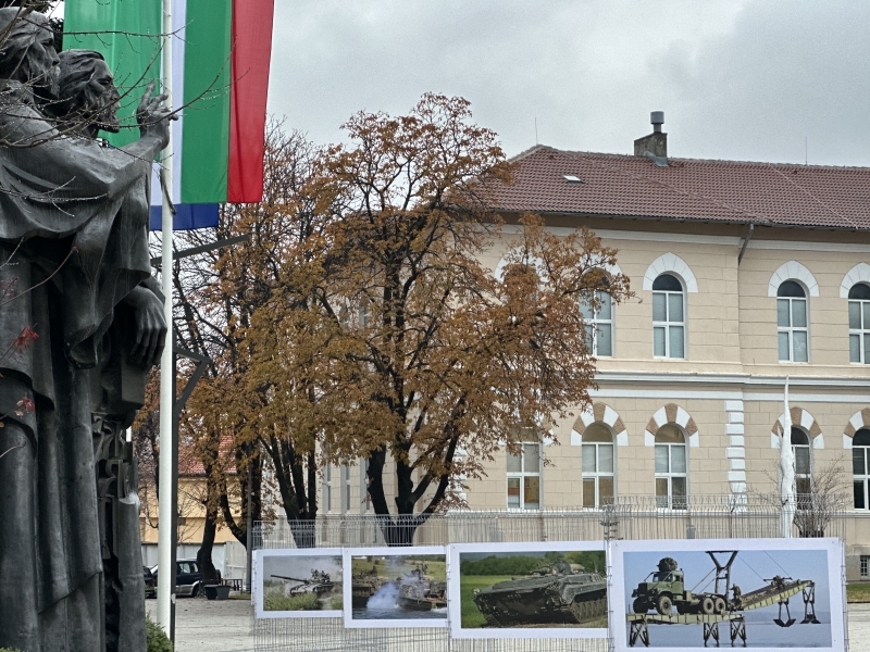 Заместник областният управител Йордан Димитров присъства на тържественото отбелязване на 10-тата годишнина от създаването на 10-ти механизиран батальон