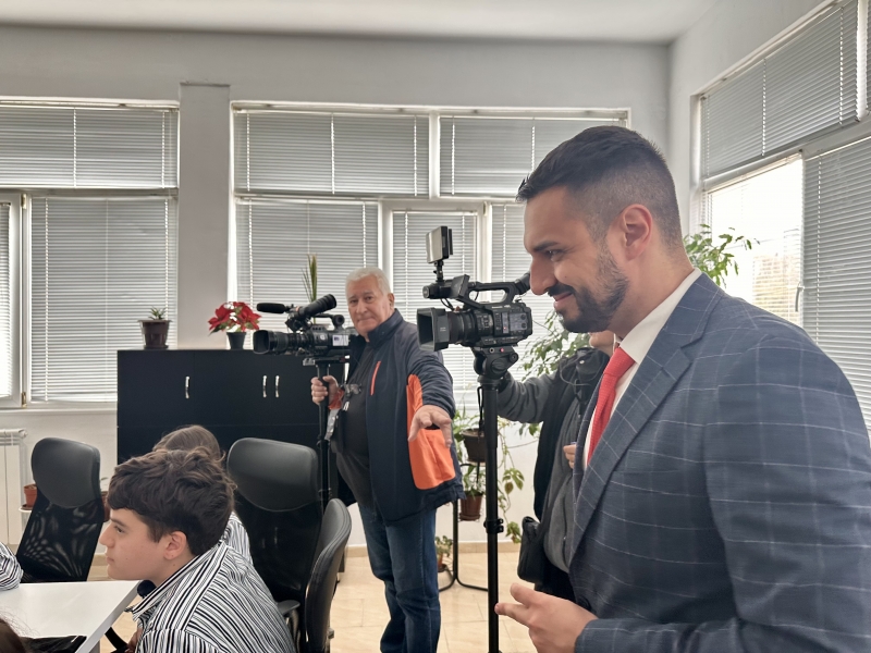 Областният управител Николай Николов: Оптималните условия, които са създадени в учебните заведения в област Враца са добавената стойност към профилираната подготовка