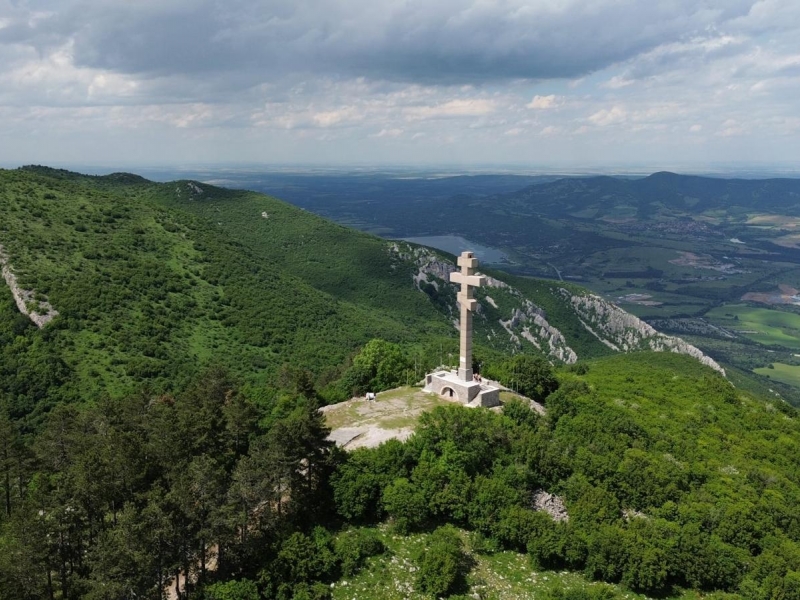 По стъпките на Ботев: 1700 походници се включват в историческия маршрут