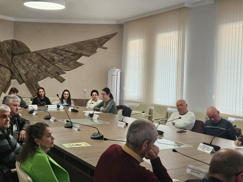 ОБЛАСТНИЯТ УПРАВИТЕЛ СТЕФАН КРАСИМИРОВ ПРОВЕДЕ ЗАСЕДАНИЕ НА КОМИСИЯТА „ВОЕННИ ПАМЕТНИЦИ“ 