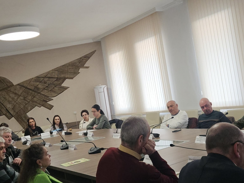 ОБЛАСТНИЯТ УПРАВИТЕЛ СТЕФАН КРАСИМИРОВ ПРОВЕДЕ ЗАСЕДАНИЕ НА КОМИСИЯТА „ВОЕННИ ПАМЕТНИЦИ“ 