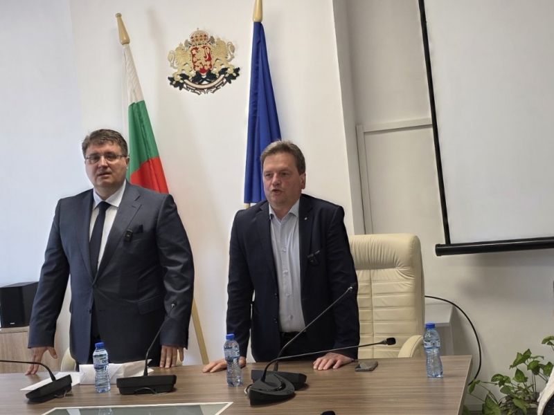 РОСЕН МИХАЙЛОВ ПОЕ УПРАВЛЕНИЕТО НА ОБЛАСТНА АДМИНИСТРАЦИЯ – ВРАЦА: ПРИЕМСТВЕНОСТТА Е НАШ ОСНОВЕН ПРИОРИТЕТ