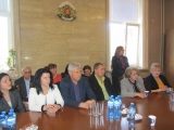 МАЛИНА НИКОЛОВА ВЗЕ УЧАСТИЕ В ДИСКУСИЯ НА ТЕМА 