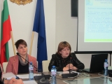 ОБЛАСТНИЯТ УПРАВИТЕЛ МАЛИНА НИКОЛОВА ПРОВЕДЕ РАБОТНА СРЕЩА С КМЕТОВЕТЕ НА ОБЩИНИ, ЕКСПЕРТИ ОТ ОБЩИНСКИТЕ АДМИНИСТРАЦИИ И РЪКОВОДСТВОТО НА „ВИК“ООД - ВРАЦА