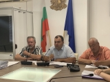 НА ДНЕШНОТО ЗАСЕДАНИЕ НА ОБЛАСТНАТА ЕПИЗООТИЧНА КОМИСИЯ БЯХА УТВЪРДЕНИ СПИСЪЦИТЕ С ИНФОРМАЦИЯ ЗА СТОПАНИТЕ, ИЗВЪРШИЛИ ДОБРОВОЛНО КЛАНЕ НА ПРАСЕТА В ОБЕКТИ ОТ ТИПА „ЗАДЕН ДВОР“ В 20 КМ ЗОНА