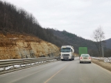 ВРЕМЕННО СЕ ОГРАНИЧАВА ДВИЖЕНИЕТО НА АВТОМОБИЛИ ПО ПЪТ I-1 (Е-79)