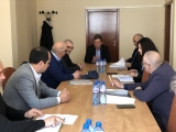 ОБЛАСТНИЯТ УПРАВИТЕЛ ПОСТАВИ НА ДНЕВЕН РЕД КАЗУСА С ФИРМА „КАМИБО“ ЕООД И СКЛАДИРАНИТЕ ТОНЕР КАСЕТИ